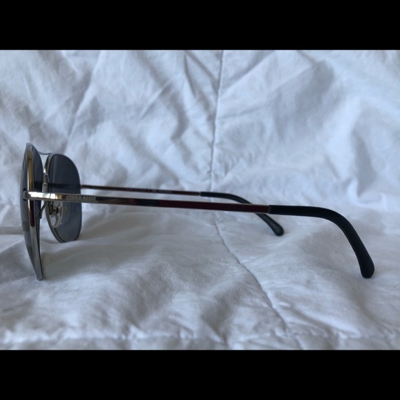 Brand new Chanel pilot polarized sunglasses - Picture 6 of 10